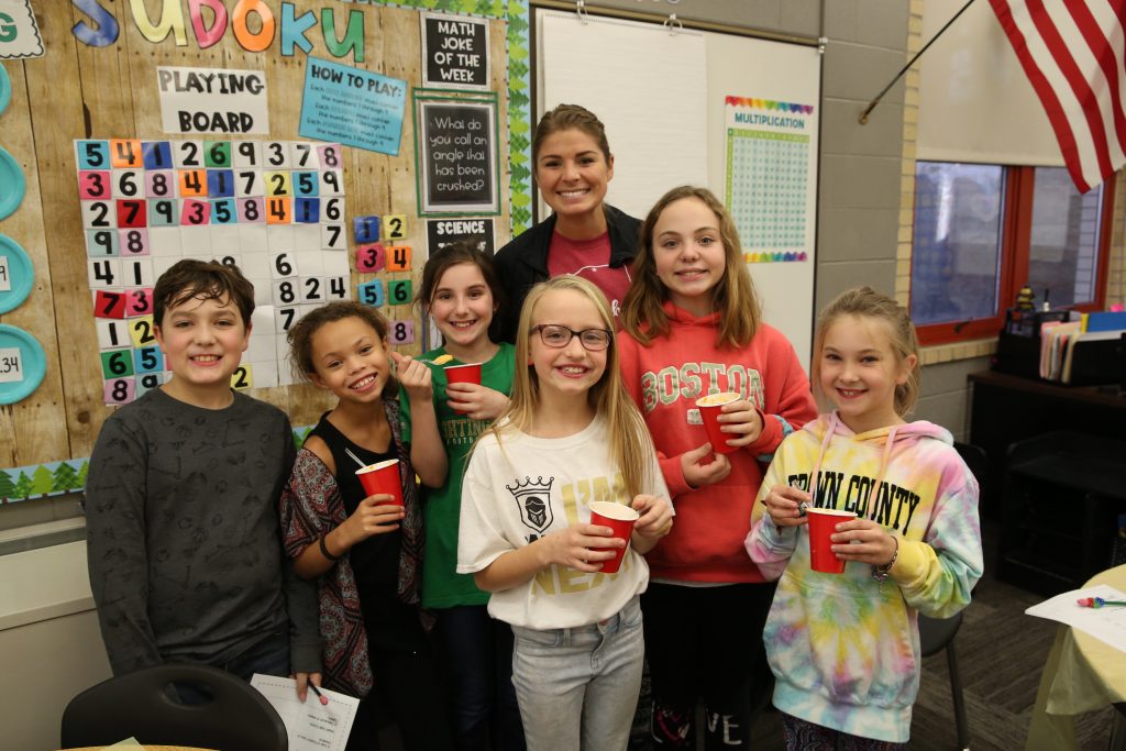 4th Grade Class Makes Pumpkin Pie in a Bag