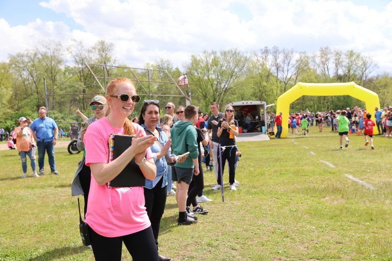 Running is Elementary: PHM staff volunteers