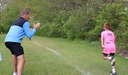 Running is Elementary: Dad cheers on runner